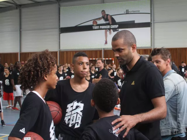 Villeurbanne : 300 jeunes réunis pour le Tony Parker Camp