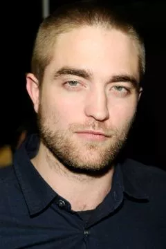 Robert Pattinson déjà trop vieux pour Twilight 