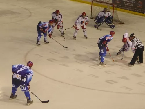 Ligue Magnus : le LHC sombre contre Grenoble (5-3)