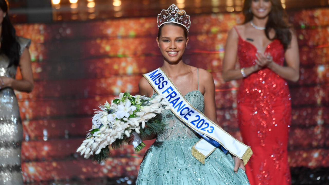 Miss France 2023 Miss Guadeloupe Remporte La Couronne   Miss France 2023 Miss Guadeloupe Remporte La Couronne 639ed1deb7584 