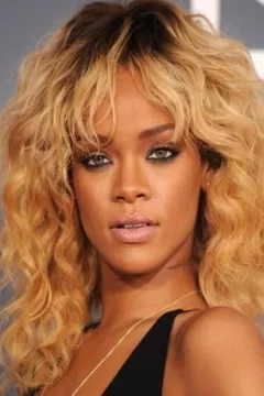 Rihanna fête son anniversaire à l'avance