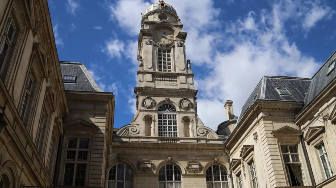 Des perquisitions à l'Hôtel de Ville de Lyon