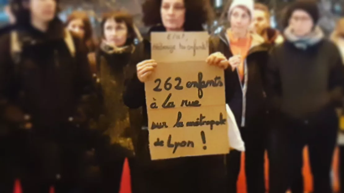 Lyon : l'accueil prolongé pour 12 familles à la rue