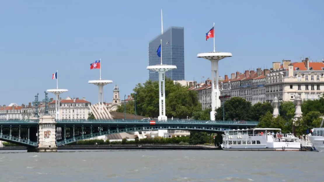 Odeur de brûlé à Lyon ce dimanche : il s'agissait d'un incendie