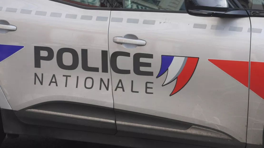 Saint-Priest : un homme poignardé à mort dans la rue, une femme interpellée